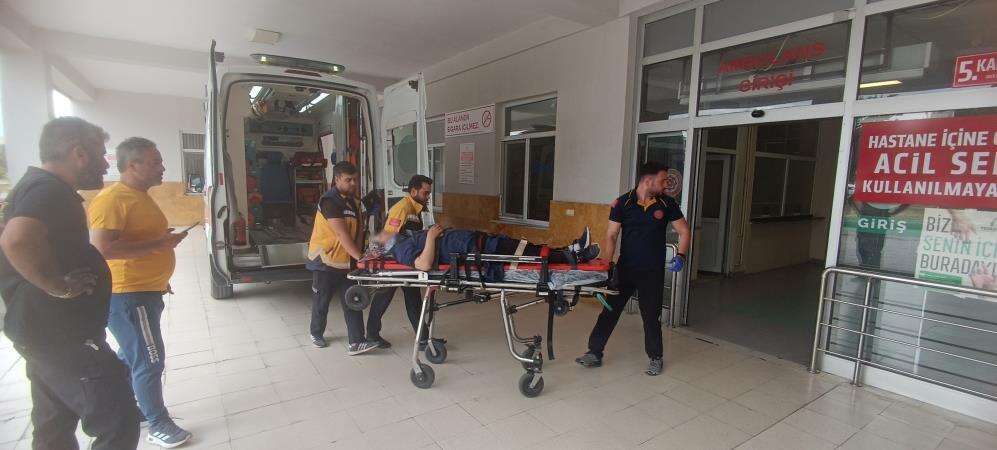 Yolcu minibüsü faciasında ölen 4 kişinin kimliği belli oldu 17
